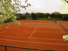 Grossansicht in neuem Fenster: Tennisanlage Wolfersdorf Grossansicht in neuem Fenster: Tennisanlage Wolfersdorf