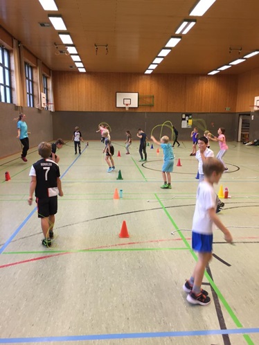 Grossansicht in neuem Fenster: Skipping Hearts Grossansicht in neuem Fenster: Skipping Hearts